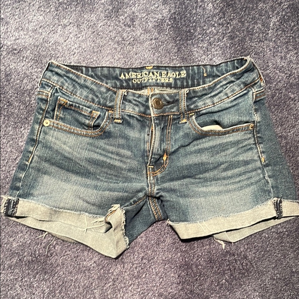 American Eagle Outfitters Blue Jean Shorts Classic Cut Size 2